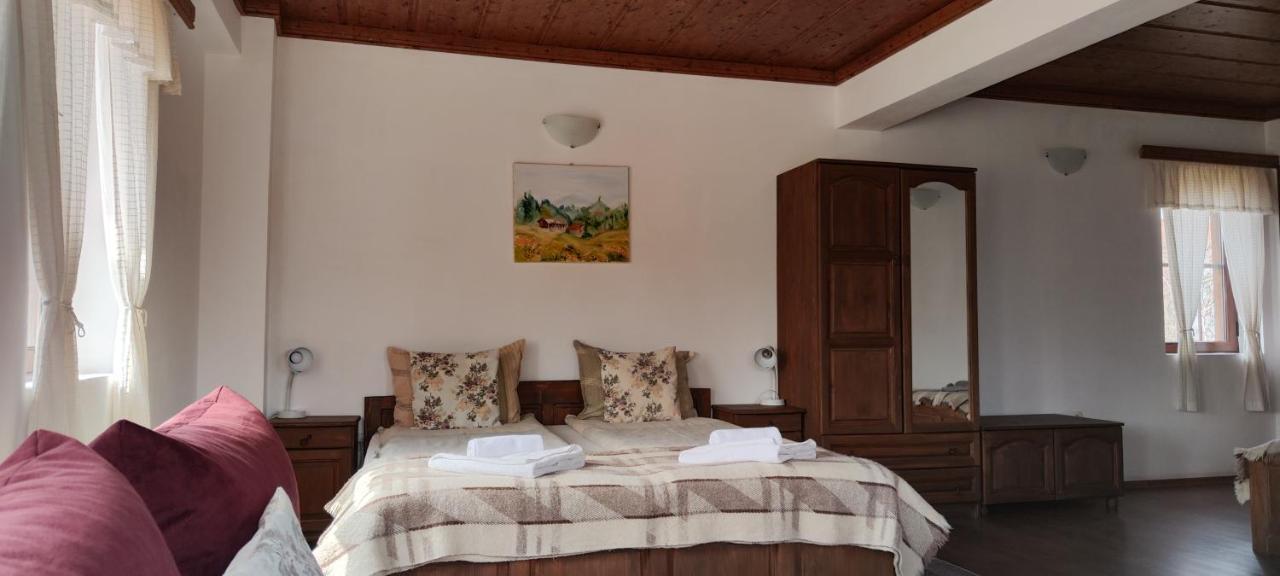 Chardaka Guest House Kalofer Exterior foto