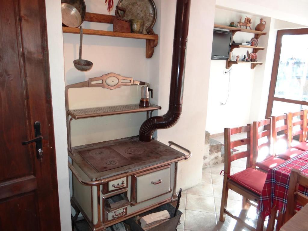 Chardaka Guest House Kalofer Zimmer foto